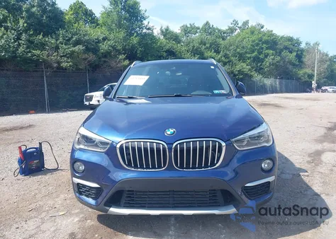 2017 BMW X1 xDrive28I z USA, uszkodzony, nr VIN WBXHT3C32H5F72371